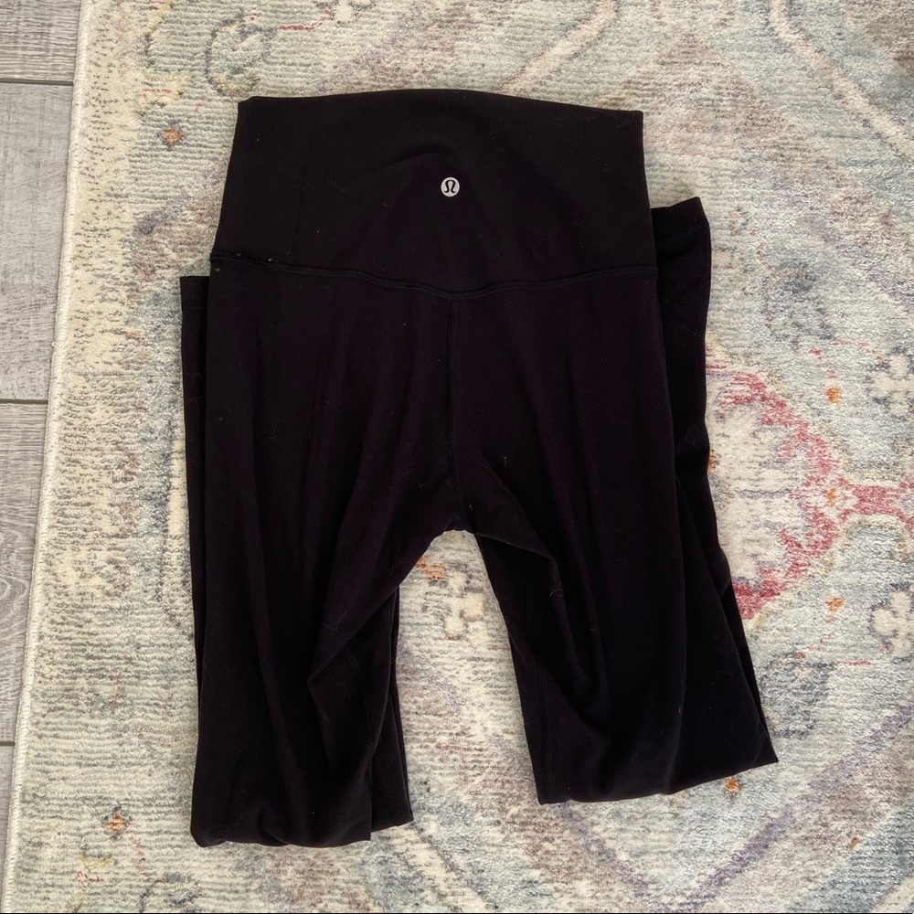 Lululemon aligns 25”